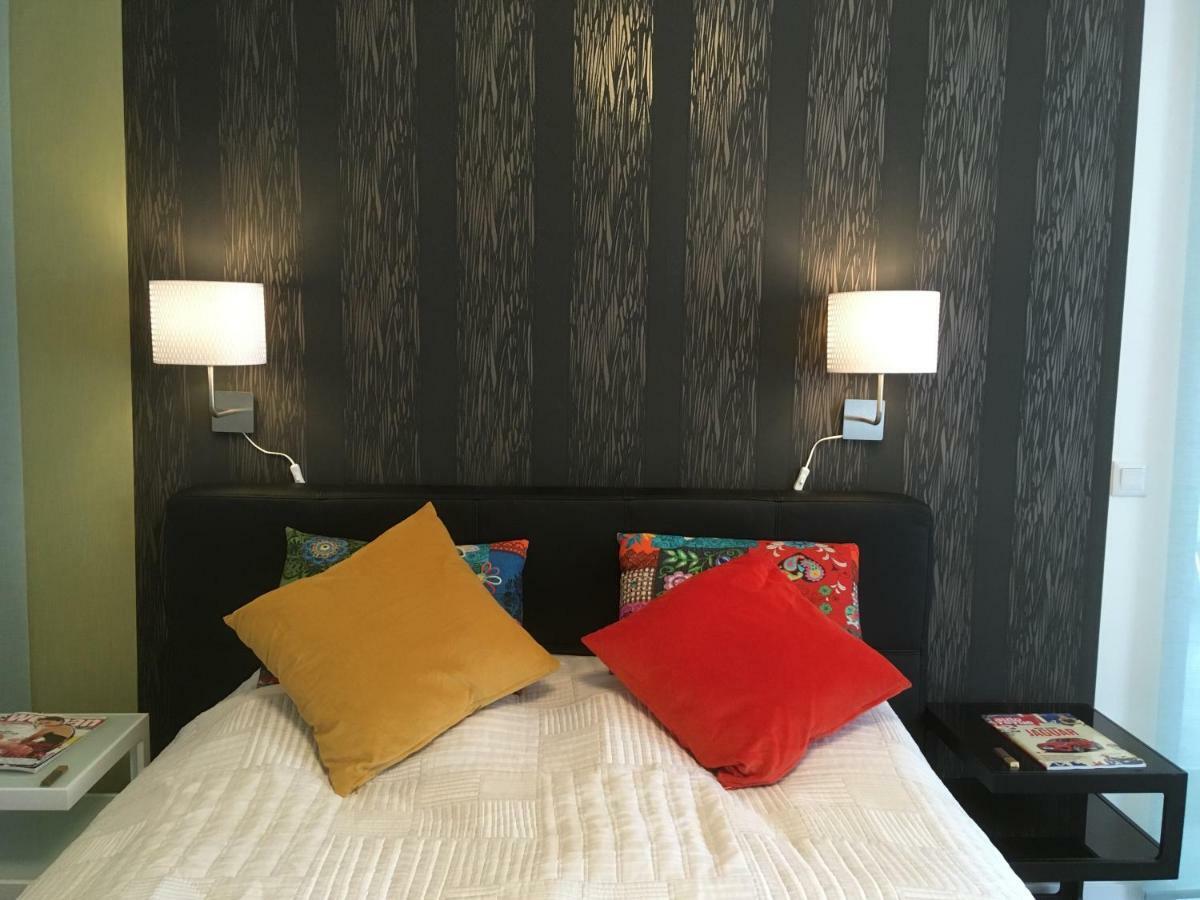 New Flat In Old Town+garage