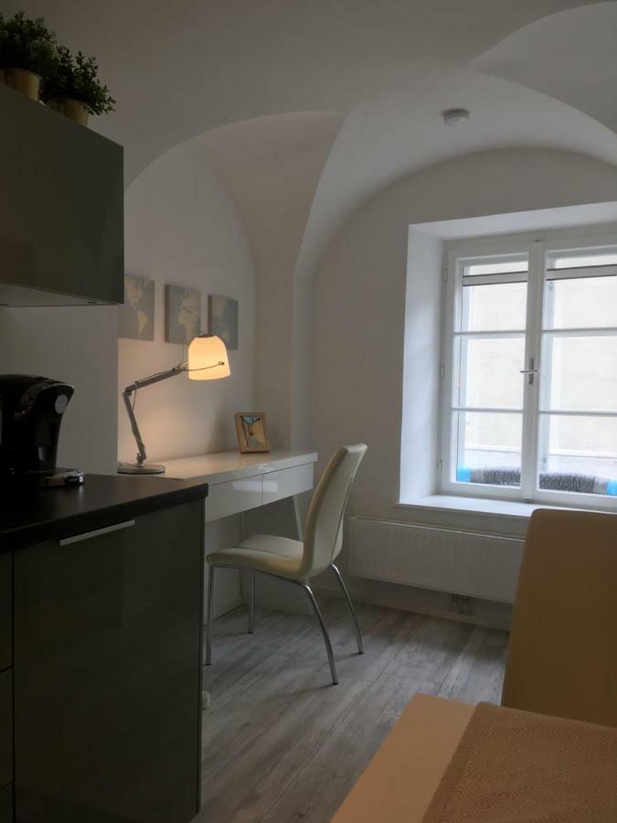 New Flat In Old Town+garage Apartment *